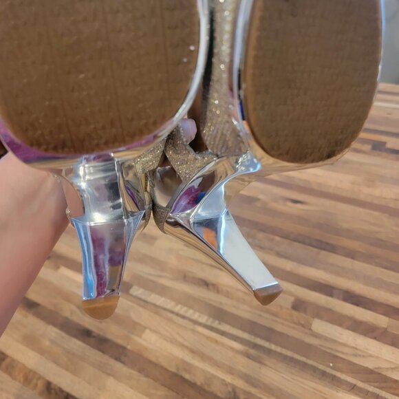 Michael Kors Berkley 4” High Heel Metallic Front Zip Sparkling Gladiator Sandals - Picture 12 of 13